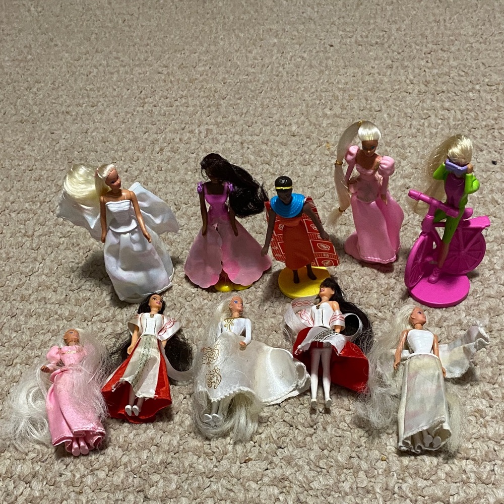 Vintage (10) McDonalds happy meal toy Barbie